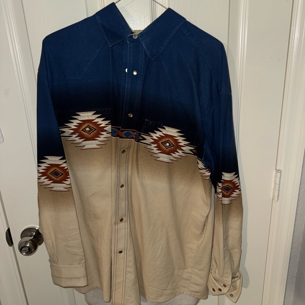 Vintage Wrangler westernBeige and Blue Western Aztec Shirt